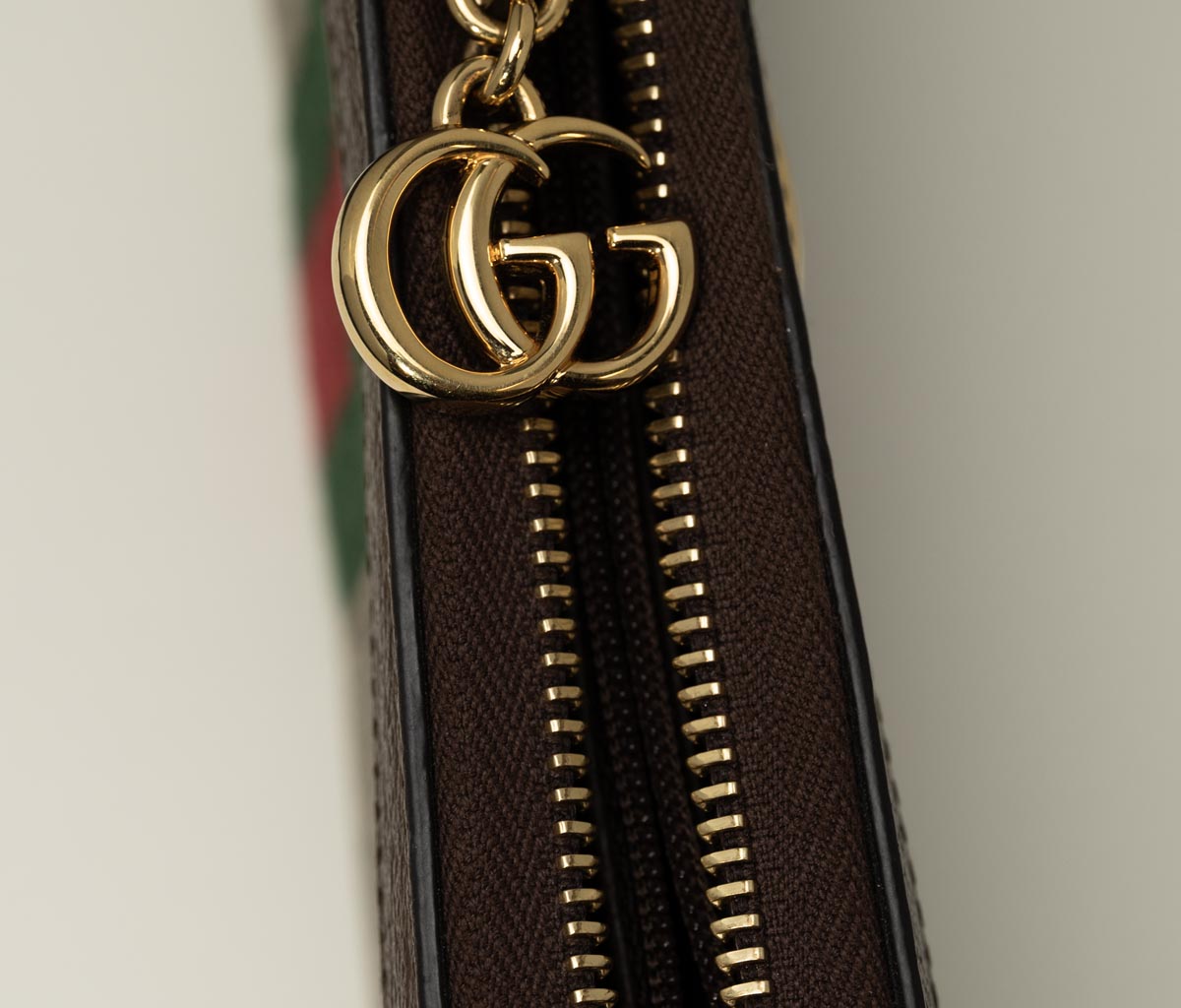 Pre Owned Gucci GG Supreme Ophidia Zip Around Canvas Wallet