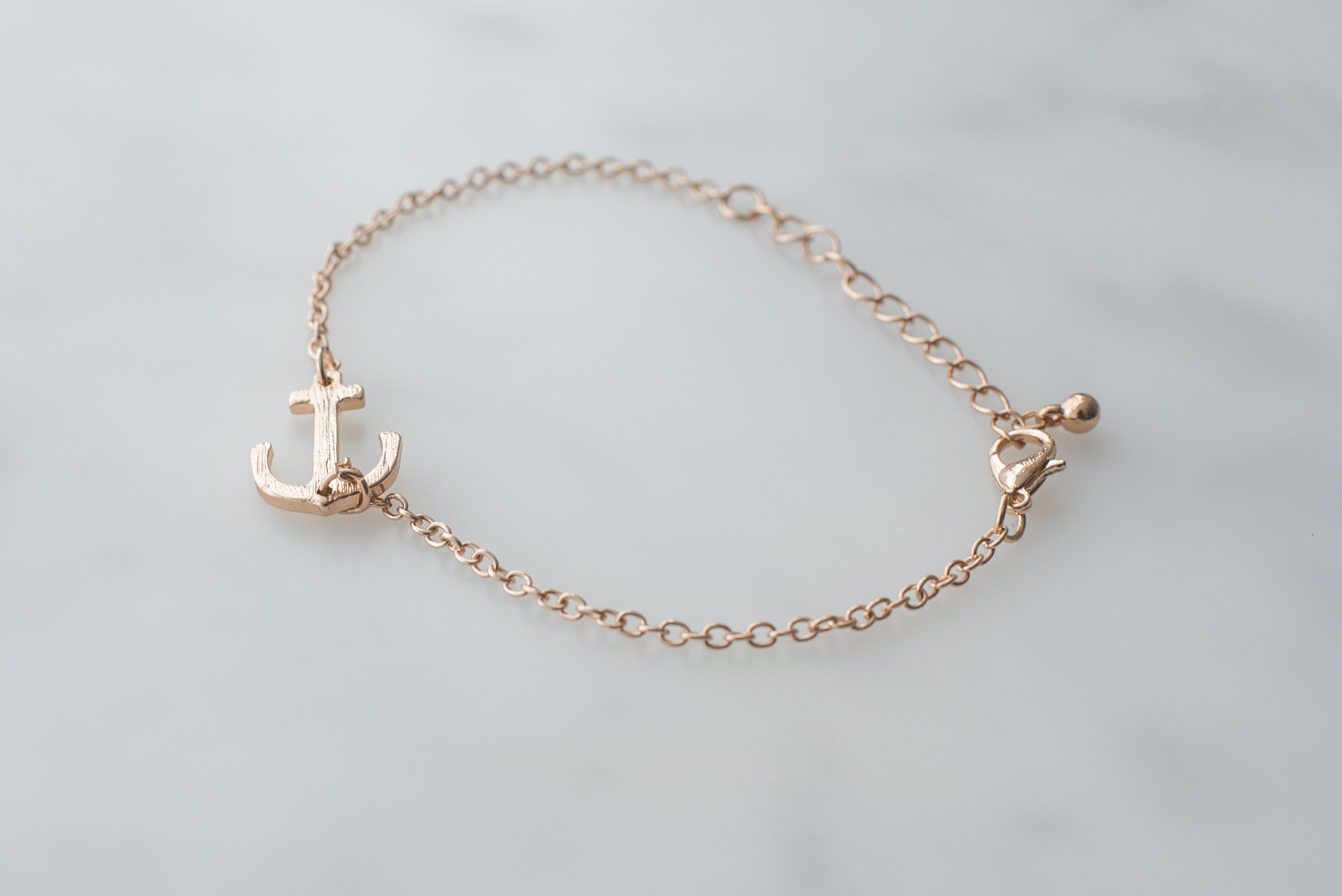 anchor-bracelet-gold.jpg